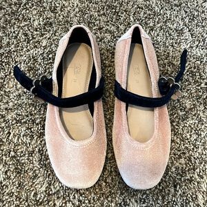 Zara Girls 29/11.5 Pink & Navy Velvet Dress Shoes w/pearl closure